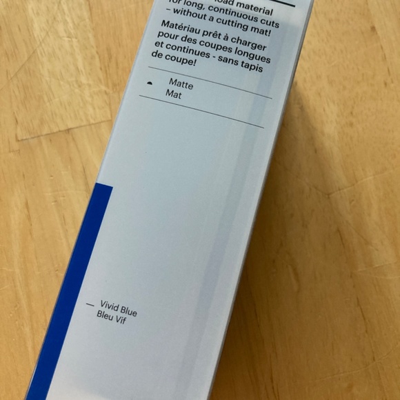 Cricut Joy Smart Vinyl, Removable, Vivid Blue - Picture 2 of 4